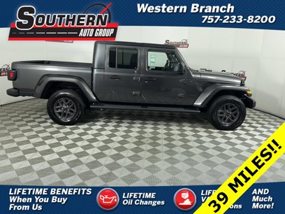 Used 2024 Jeep Gladiator Sport