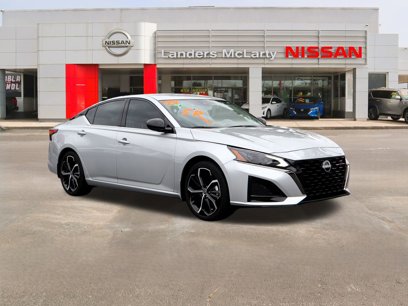 Used 2024 Nissan Altima 2.5 SR