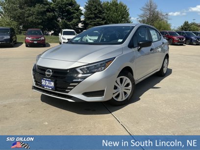 New 2025 Nissan Versa S w/ Trunk Package