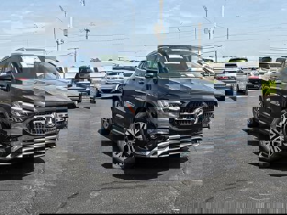 New 2025 Mercedes-Benz GLA 250 4MATIC