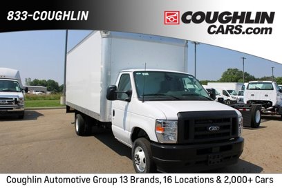 New 2025 Ford E-450 and Econoline 450 Super Duty w/ Driver's Safety Package