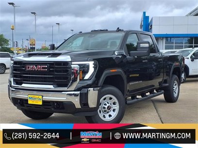 New 2025 GMC Sierra 2500 Pro w/ 1SA Pro Safety Plus Package