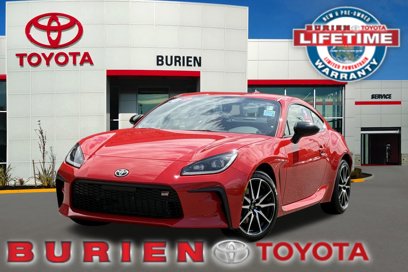 New 2025 Toyota GR86 w/ ALL Weather Mat Package (TMS)