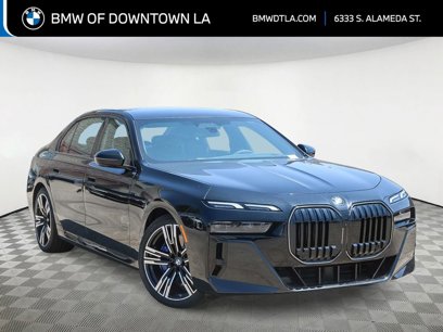 New 2025 BMW 740i xDrive