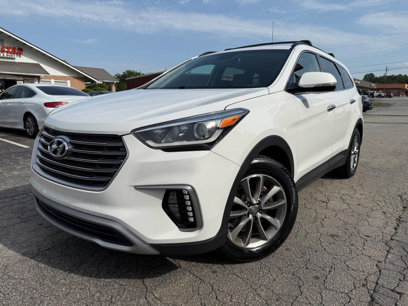 Used 2017 Hyundai Santa Fe SE w/ SE Premium Package 02