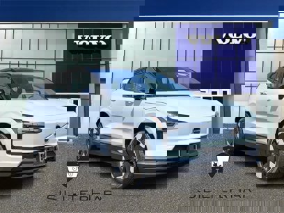 New 2025 Volvo EX30 Plus w/ Protection Package Premier
