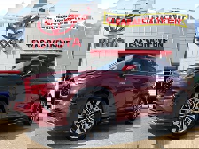 Used 2021 Toyota Highlander Platinum