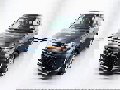 New 2025 Kia Soul LX