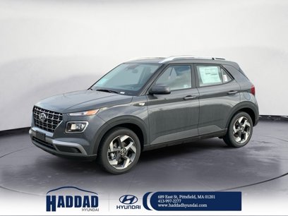 New 2025 Hyundai Venue SEL