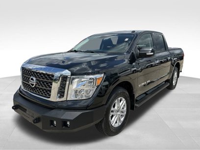 Used 2018 Nissan Titan SV w/ SV Convenience Package