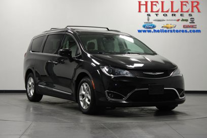 Used 2020 Chrysler Pacifica Touring-L Plus w/ Tire & Wheel Group