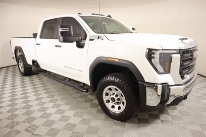 Used 2024 GMC Sierra 2500 Pro w/ Convenience Package
