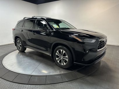 Used 2021 Toyota Highlander XLE