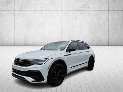 Certified 2024 Volkswagen Tiguan SE R-Line