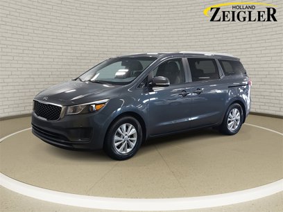 Used 2016 Kia Sedona LX w/ LX Essentials Premium Package