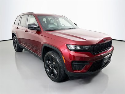 Used 2023 Jeep Grand Cherokee Altitude