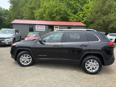 Used 2016 Jeep Cherokee Latitude w/ Cold Weather Group