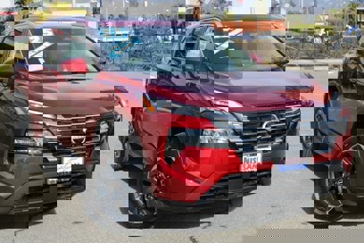 New 2025 Nissan Rogue SV w/ SV Premium Package