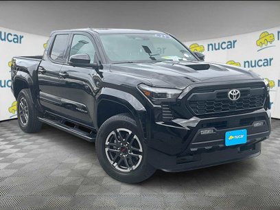 Used 2025 Toyota Tacoma TRD Sport