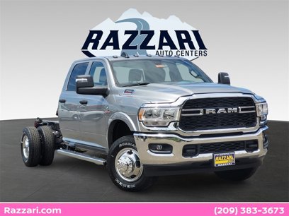New 2023 RAM 3500 Tradesman w/ Chrome Appearance Group