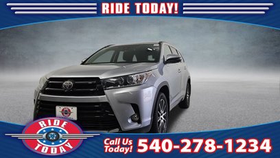 Used 2017 Toyota Highlander SE