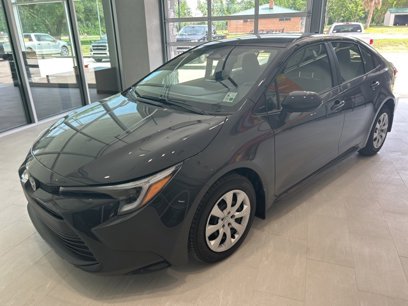 New 2025 Toyota Corolla LE