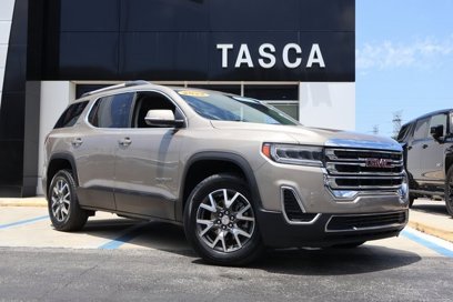 Certified 2022 GMC Acadia SLE w/ Driver Convenience Package