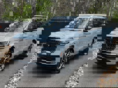 New 2025 Lincoln Navigator L Reserve