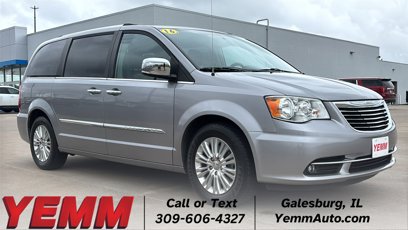 Used 2016 Chrysler Town & Country Limited