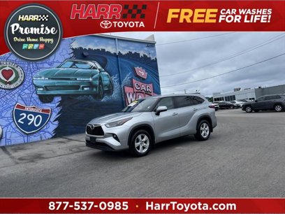 Certified 2022 Toyota Highlander LE