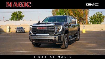 New 2025 GMC Sierra 2500 SLT w/ SLT Premium Package