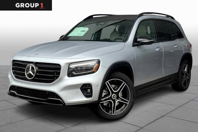 New 2025 Mercedes-Benz GLB 250