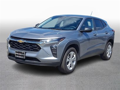 Used 2024 Chevrolet Trax LS w/ Driver Confidence Package
