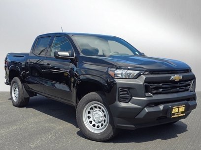 New 2025 Chevrolet Colorado W/T