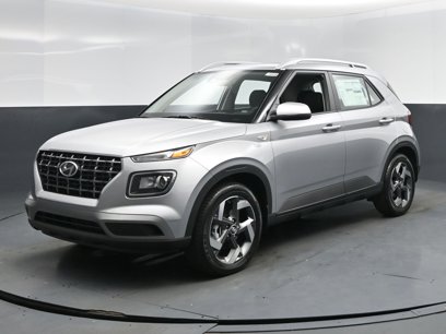 New 2025 Hyundai Venue SEL