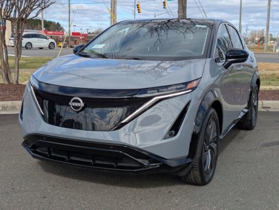 New 2025 Nissan Ariya FWD