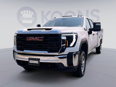 New 2024 GMC Sierra 2500 Pro w/ Convenience Package