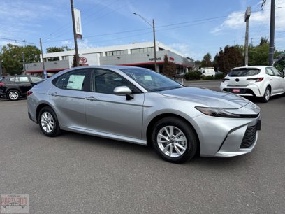 New 2025 Toyota Camry LE