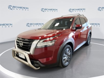 Used 2022 Nissan Pathfinder SV w/ SV Premium Package