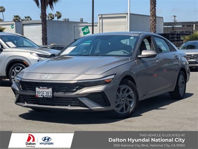 Used 2024 Hyundai Elantra Blue