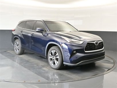 Used 2021 Toyota Highlander XLE