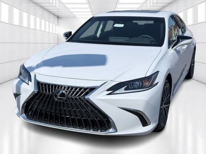 New 2025 Lexus ES 350 w/ Premium Package