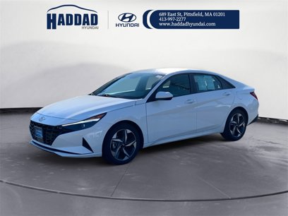 Used 2023 Hyundai Elantra SEL w/ Convenience Package