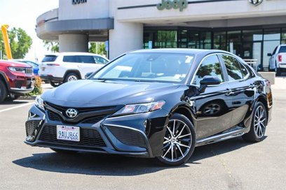 Used 2022 Toyota Camry SE