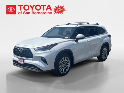 New 2025 Toyota Highlander Platinum