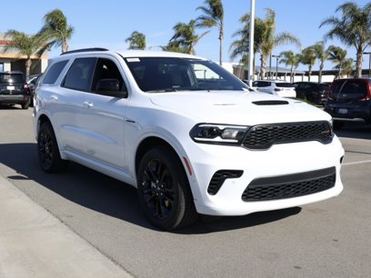 New 2025 Dodge Durango R/T w/ Blacktop Package