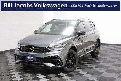 Certified 2022 Volkswagen Tiguan SE R-Line