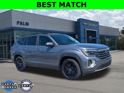 Used 2024 Volkswagen Atlas SE w/ Black Wheel Package