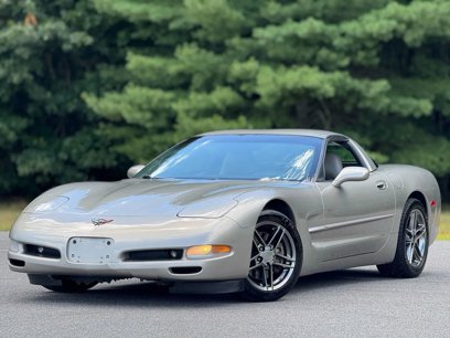 Used 1998 Chevrolet Corvette Coupe w/ Memory Pkg