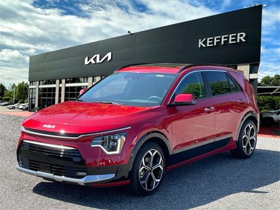 Used 2024 Kia Niro SX Touring